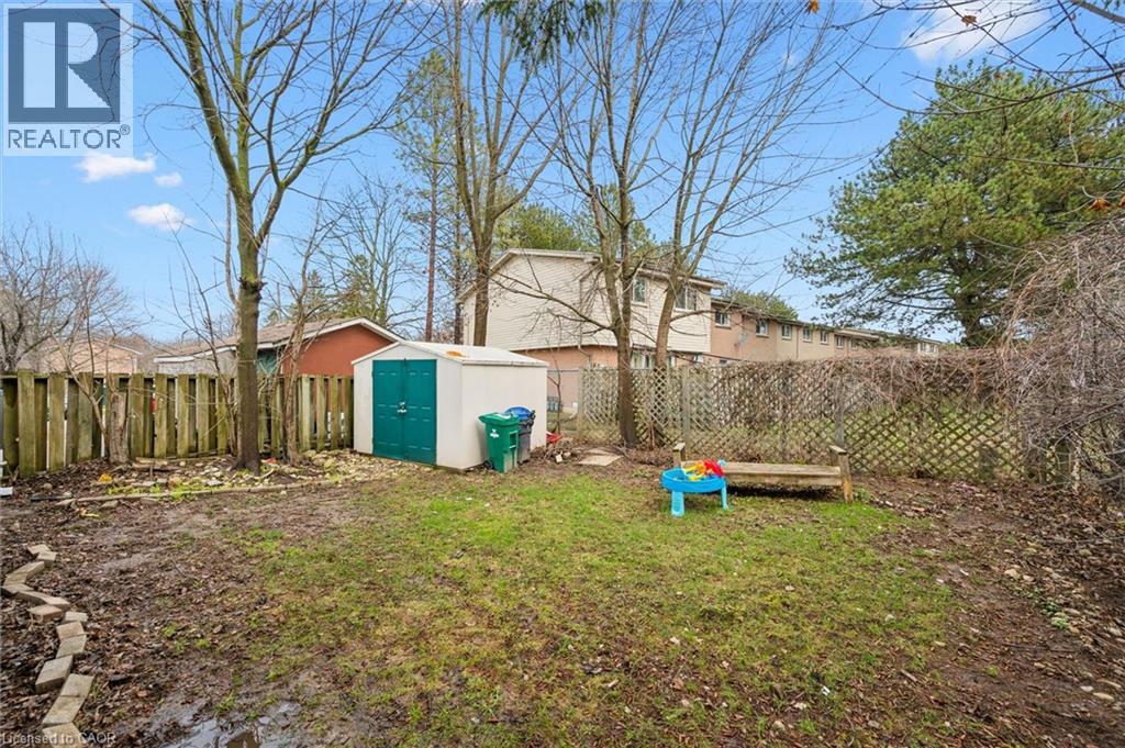 235 CEDARBRAE Avenue Unit# B, Waterloo, Ontario, N2L4S8 — Photo 34