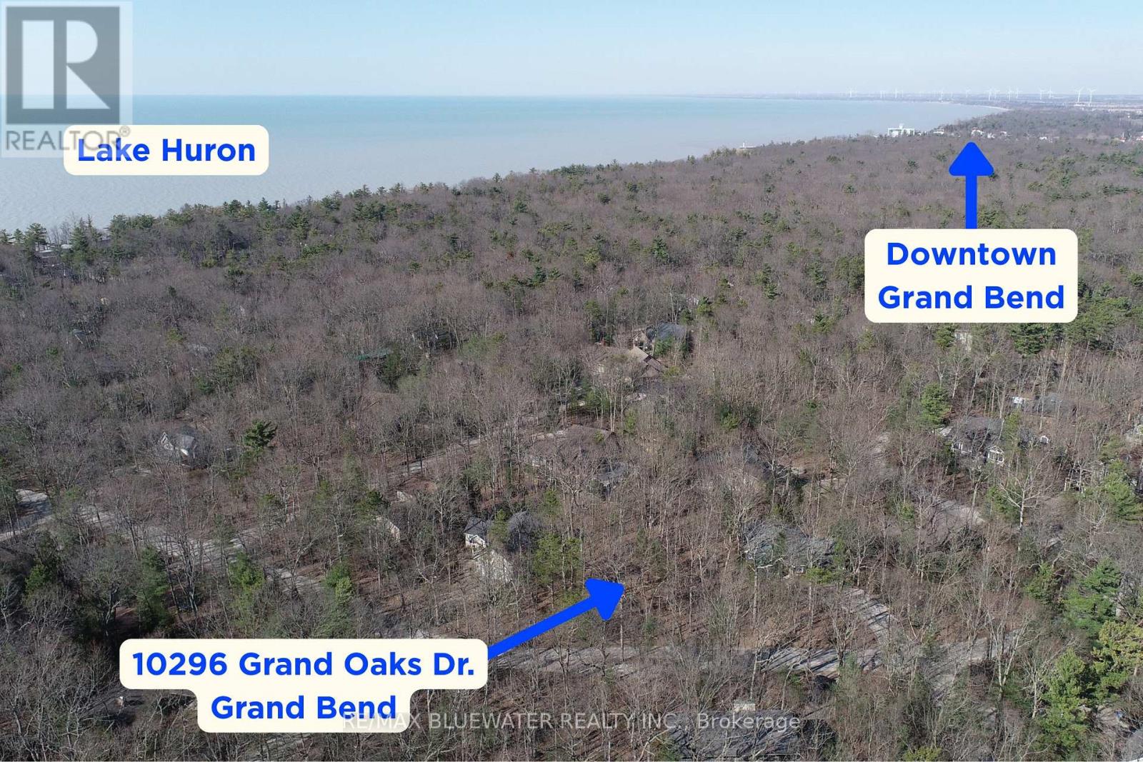 10296 GRAND OAKS DRIVE, Lambton Shores (Grand Bend), Ontario, N0M1T0 — Photo 3