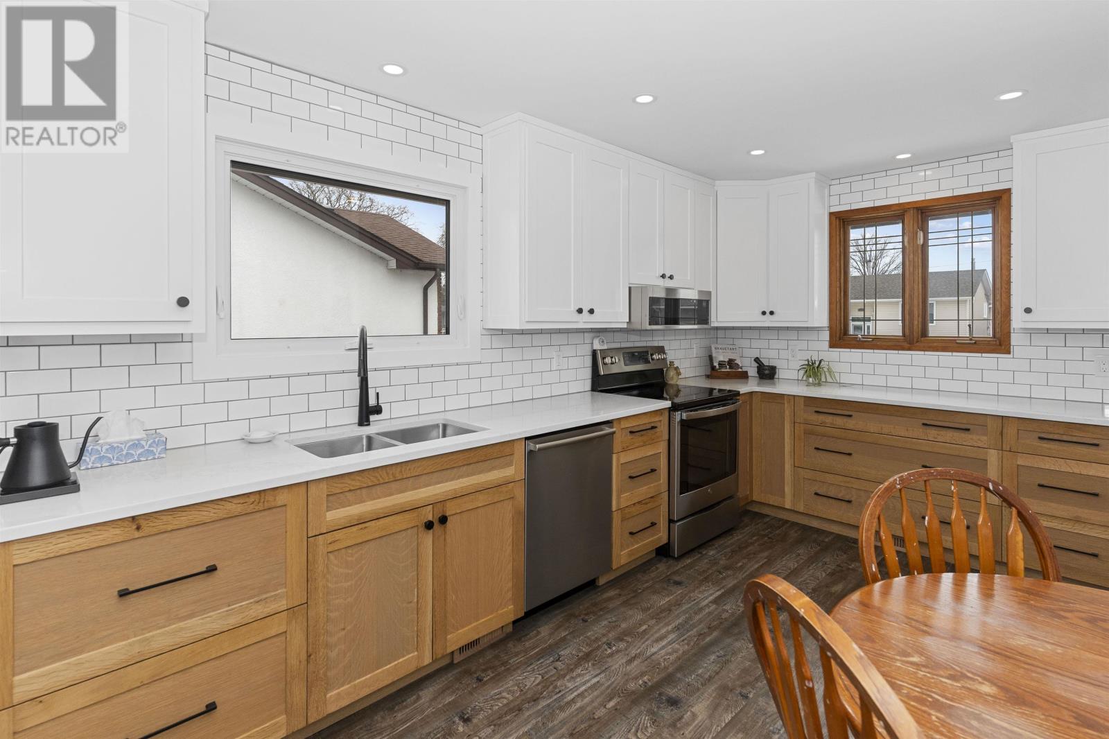 305 Sillesdale CRES, Thunder Bay, Ontario, P7C1S7 — Photo 9