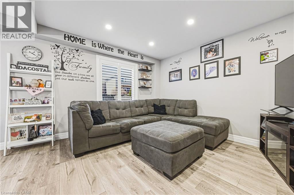 95 LIGHT Drive, Cambridge, Ontario, N1T1Y3 — Photo 14