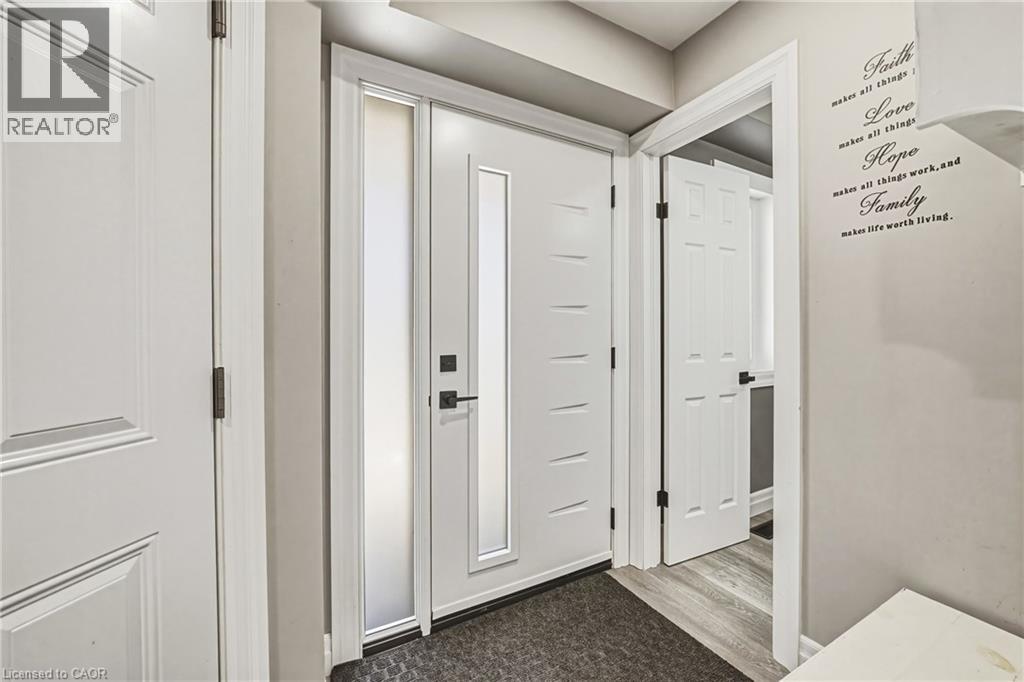 95 LIGHT Drive, Cambridge, Ontario, N1T1Y3 — Photo 6