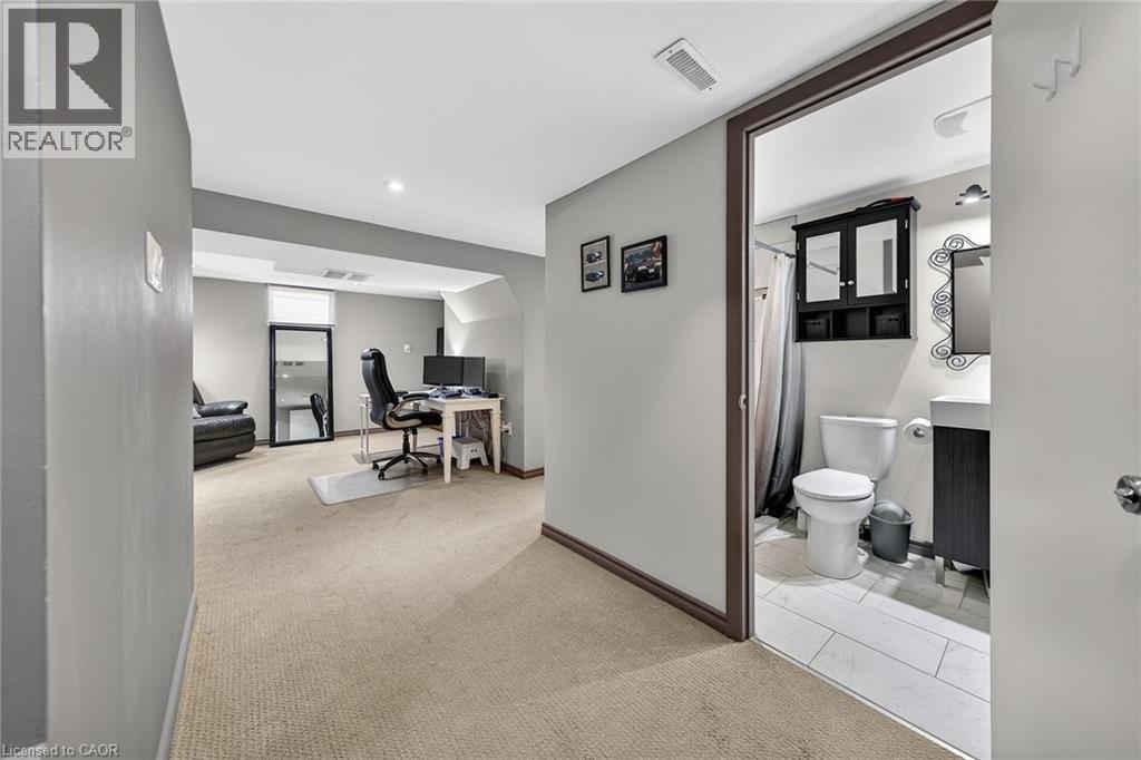 211 BIRCHCLIFFE Crescent, Hamilton, Ontario, L8T4L1 — Photo 33