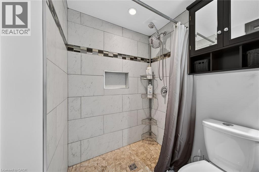 211 BIRCHCLIFFE Crescent, Hamilton, Ontario, L8T4L1 — Photo 35