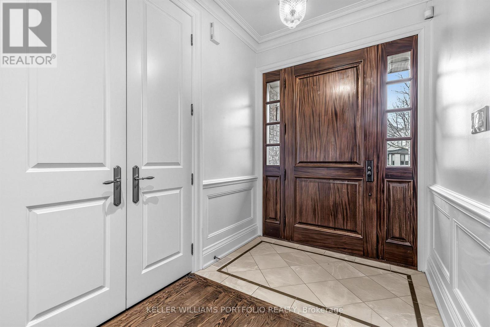 39 DOWNING BOULEVARD, Vaughan (Uplands), Ontario, L4J7N9 — Photo 2