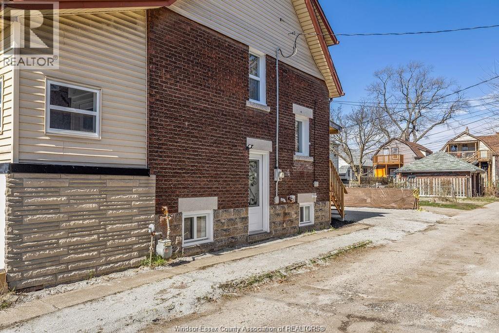 348 CAROLINE, Windsor, Ontario, N9A6A4 — Photo 24