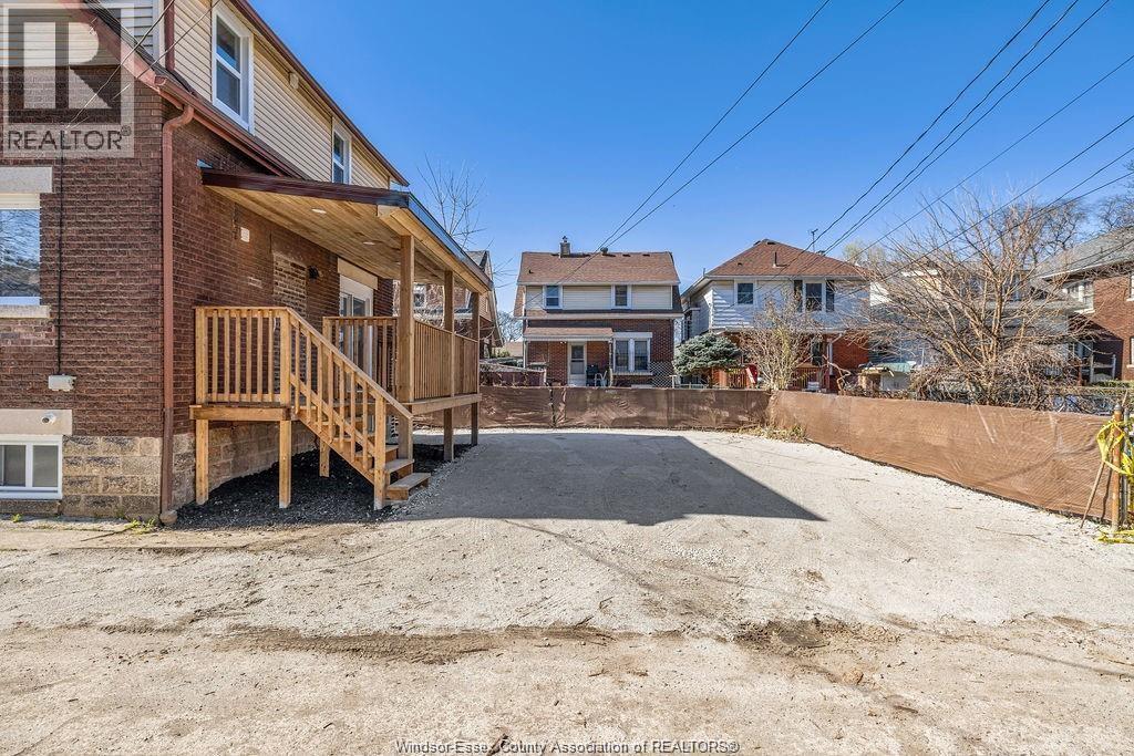 348 CAROLINE, Windsor, Ontario, N9A6A4 — Photo 25