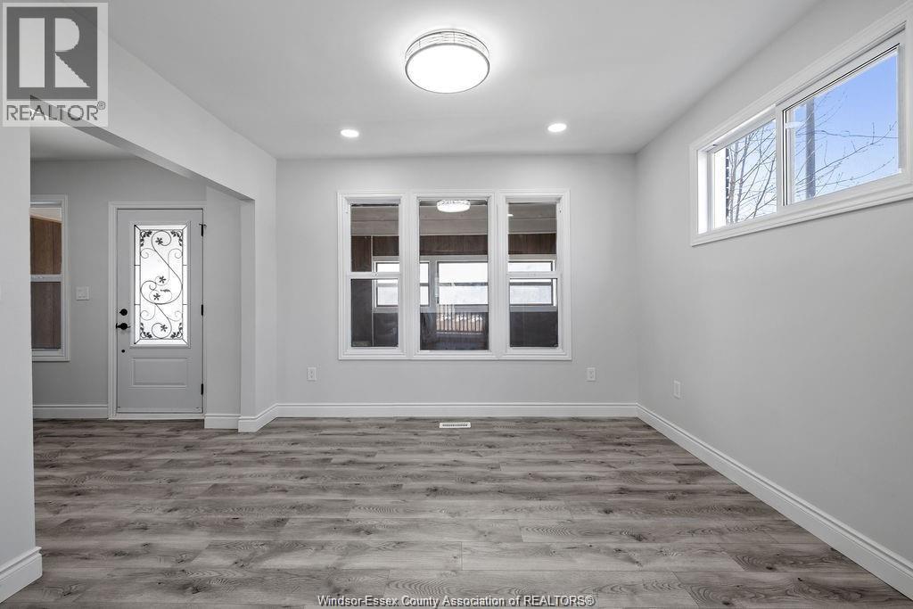 348 CAROLINE, Windsor, Ontario, N9A6A4 — Photo 7