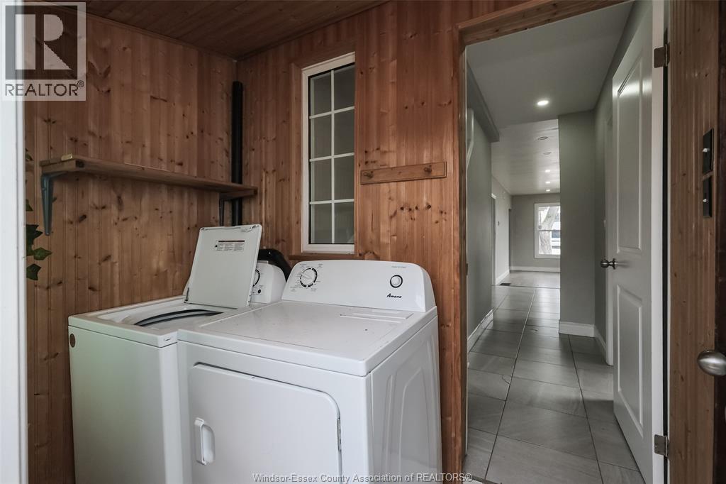 1585 PELISSIER Unit# UPPER, Windsor, Ontario, N9X1M9 — Photo 14