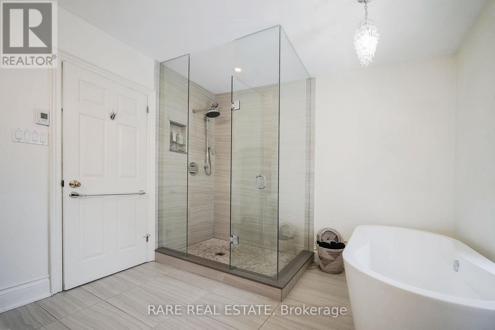 33 RED DEER AVENUE, Toronto (Birchcliffe-Cliffside), Ontario, M1N2Z1 — Photo 13