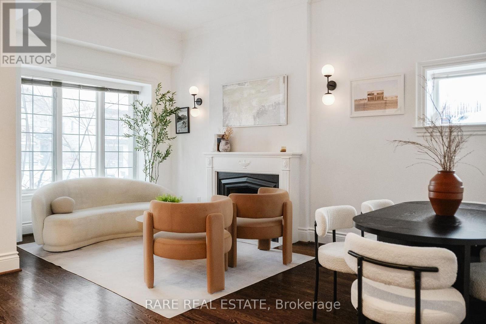 33 RED DEER AVENUE, Toronto (Birchcliffe-Cliffside), Ontario, M1N2Z1 — Photo 2