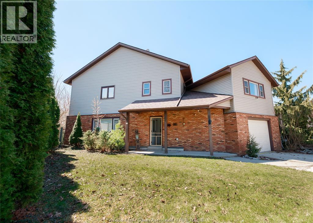 22 UNIVERSITY DRIVE, Chatham, Ontario, N7L4V5 — Photo 3