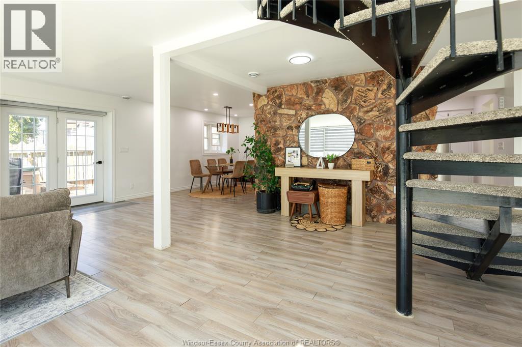 22 UNIVERSITY DRIVE, Chatham, Ontario, N7L4V5 — Photo 9