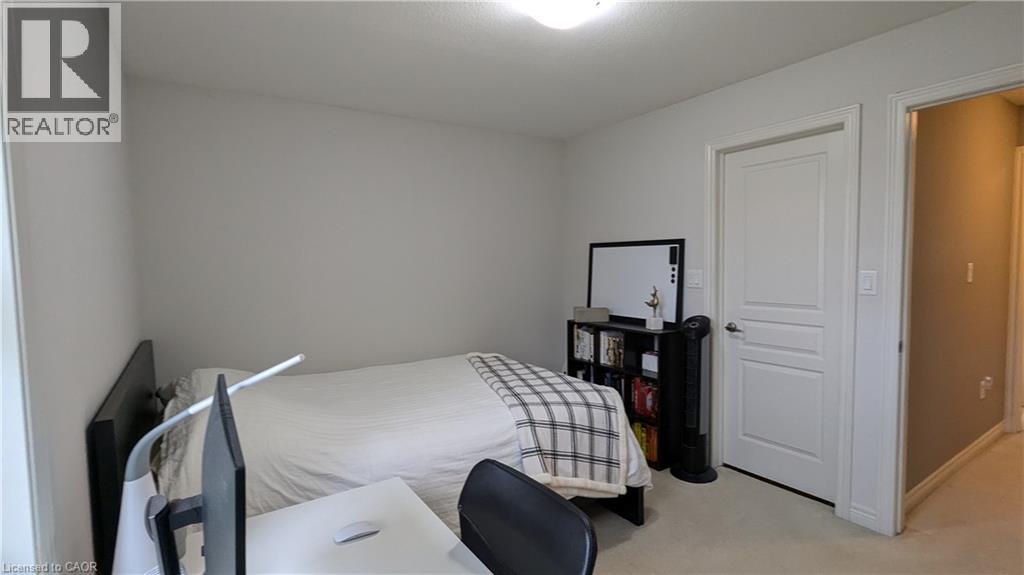 90 ROBERT PEEL Road, Kitchener, Ontario, N2H0B3 — Photo 13