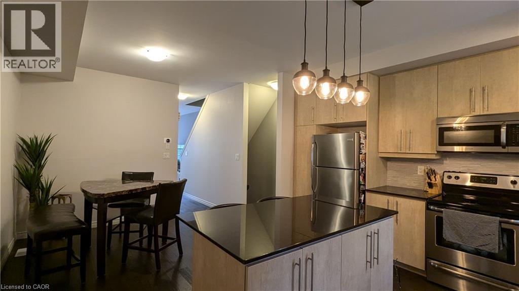90 ROBERT PEEL Road, Kitchener, Ontario, N2H0B3 — Photo 8