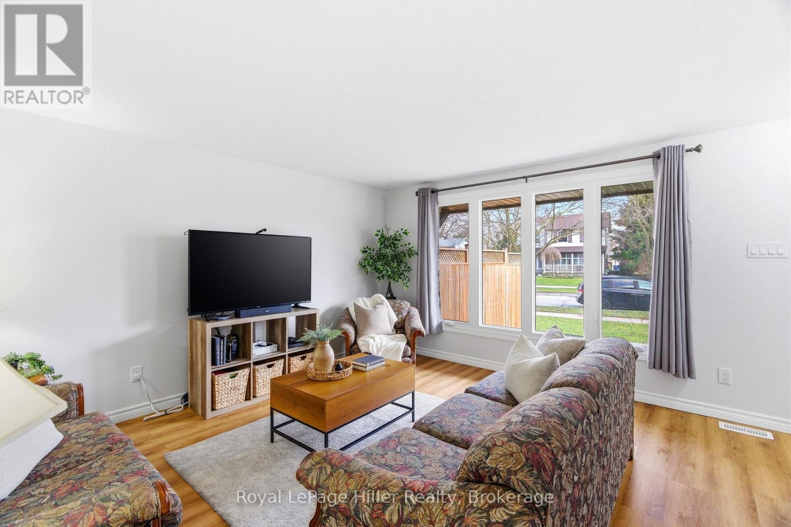 46 AVONWOOD DRIVE, Stratford, Ontario, N4Z1B4 — Photo 8