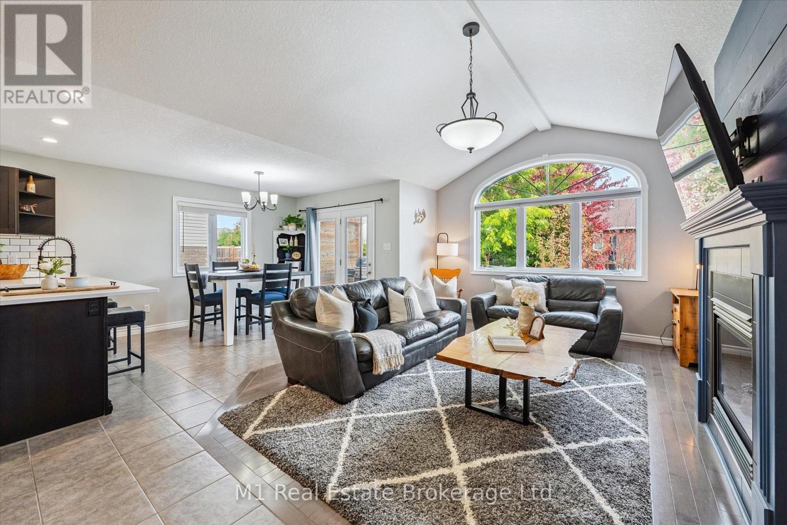 79 SPENCER DRIVE, Centre Wellington (Elora/Salem), Ontario, N0B1S0 — Photo 18