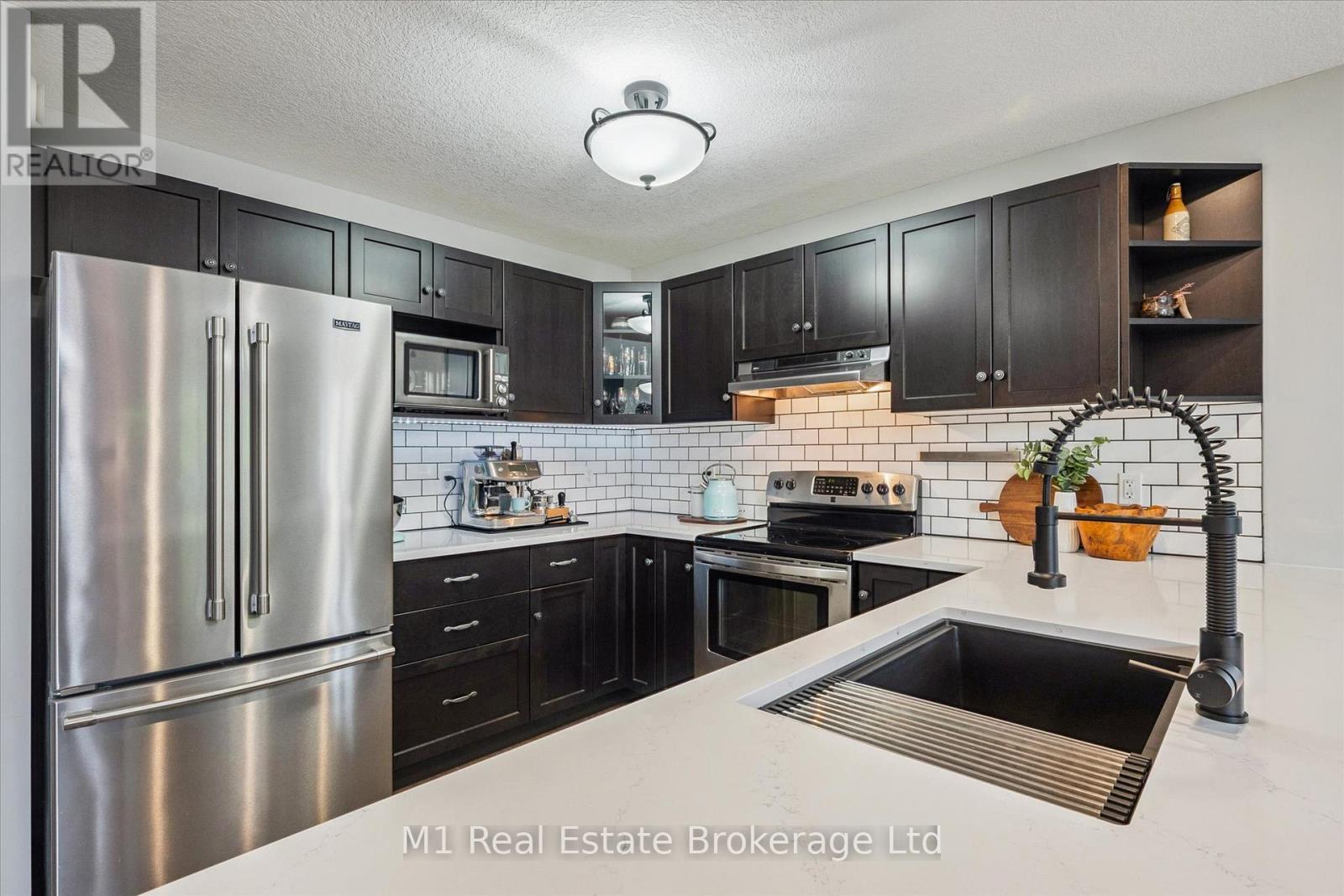 79 SPENCER DRIVE, Centre Wellington (Elora/Salem), Ontario, N0B1S0 — Photo 7