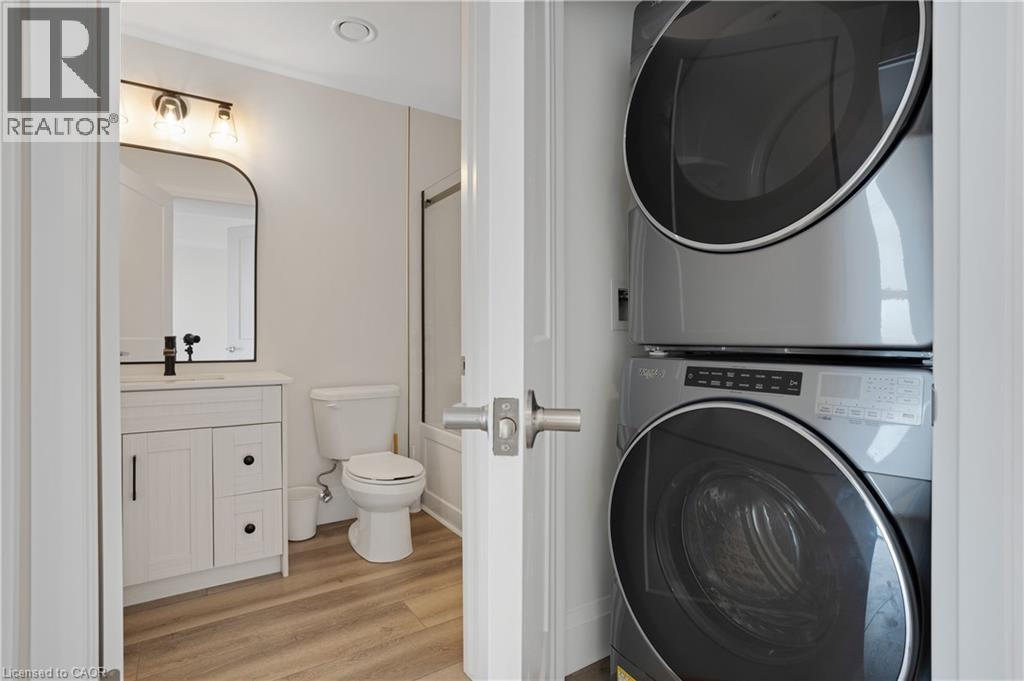 60 CHARLES Street W Unit# 1904, Kitchener, Ontario, N2G0C9 — Photo 28
