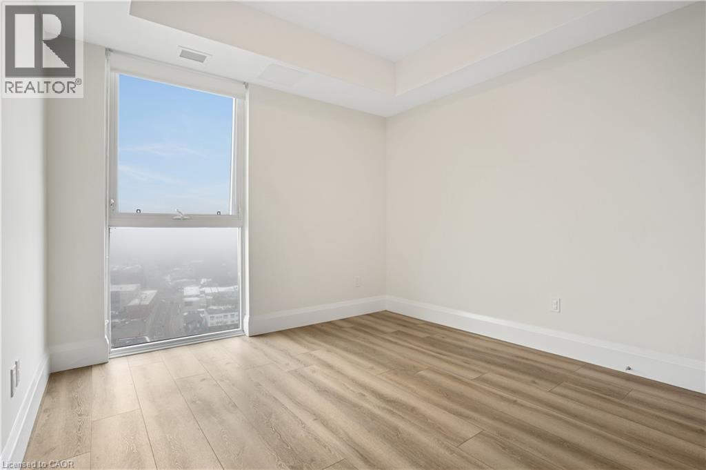 60 CHARLES Street W Unit# 1904, Kitchener, Ontario, N2G0C9 — Photo 29