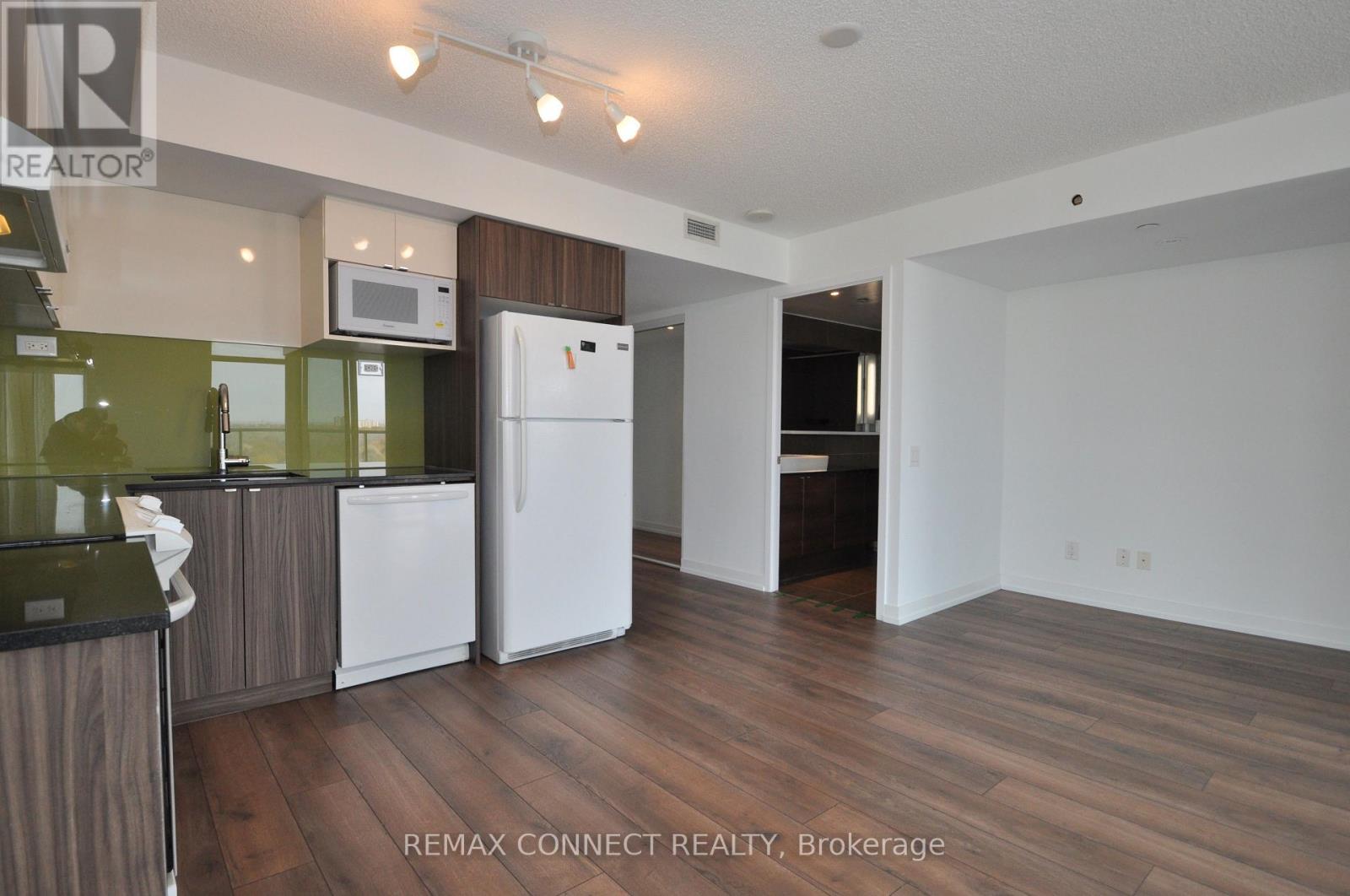 1512 - 72 ESTHER SHINER BOULEVARD, Toronto (Bayview Village), Ontario, M2K0C4 — Photo 3