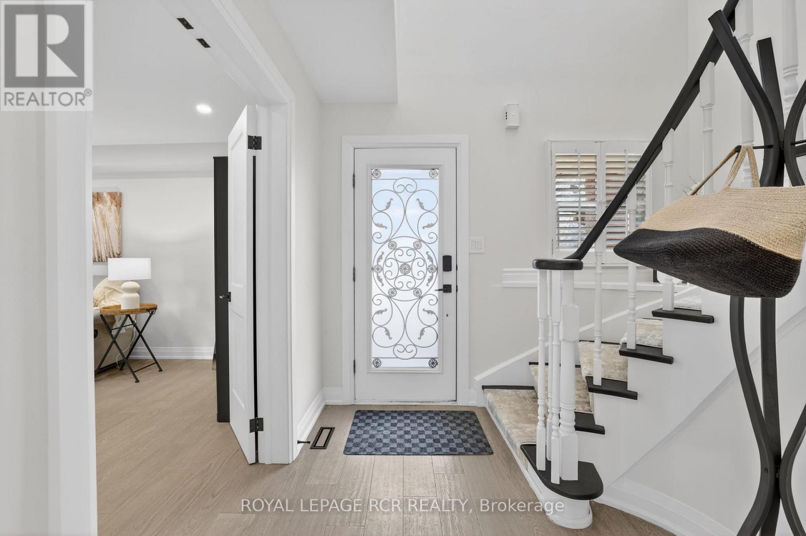 186 PATNA CRESCENT, Vaughan (Maple), Ontario, L6A1N2 — Photo 2