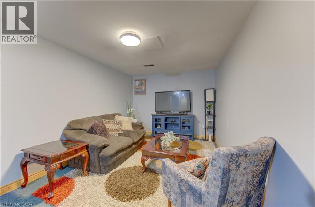 651 PINEROW Crescent Unit# A, Waterloo, Ontario, N2T2K5 — Photo 30