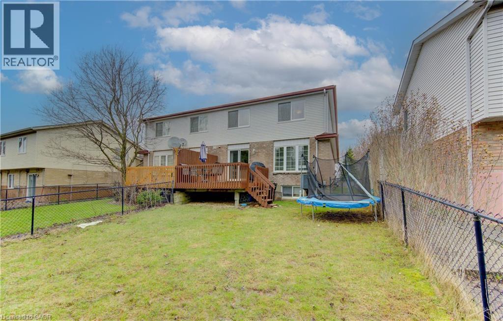 651 PINEROW Crescent Unit# A, Waterloo, Ontario, N2T2K5 — Photo 38