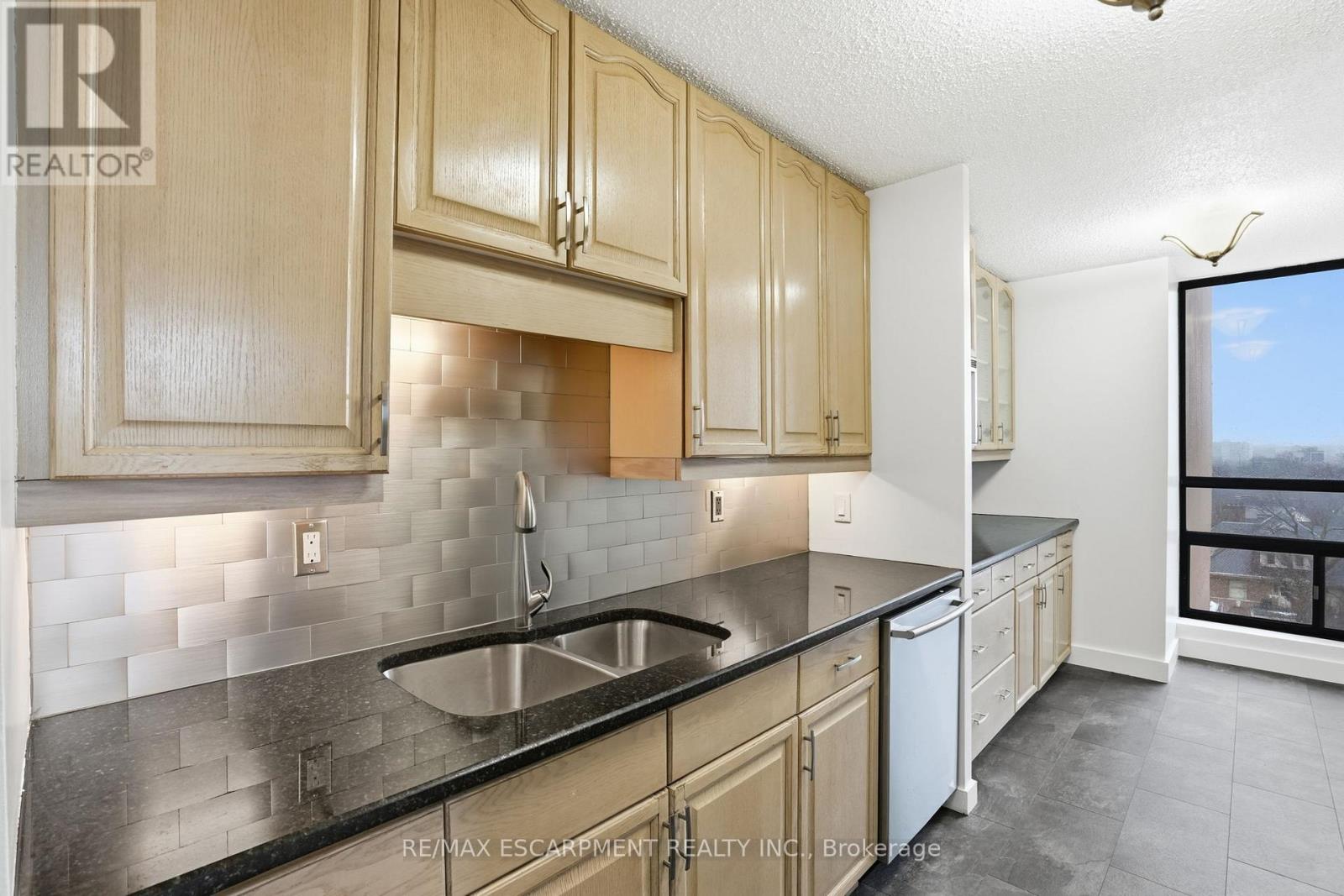 606 - 222 JACKSON STREET W, Hamilton (Durand), Ontario, L8P4S5 — Photo 13