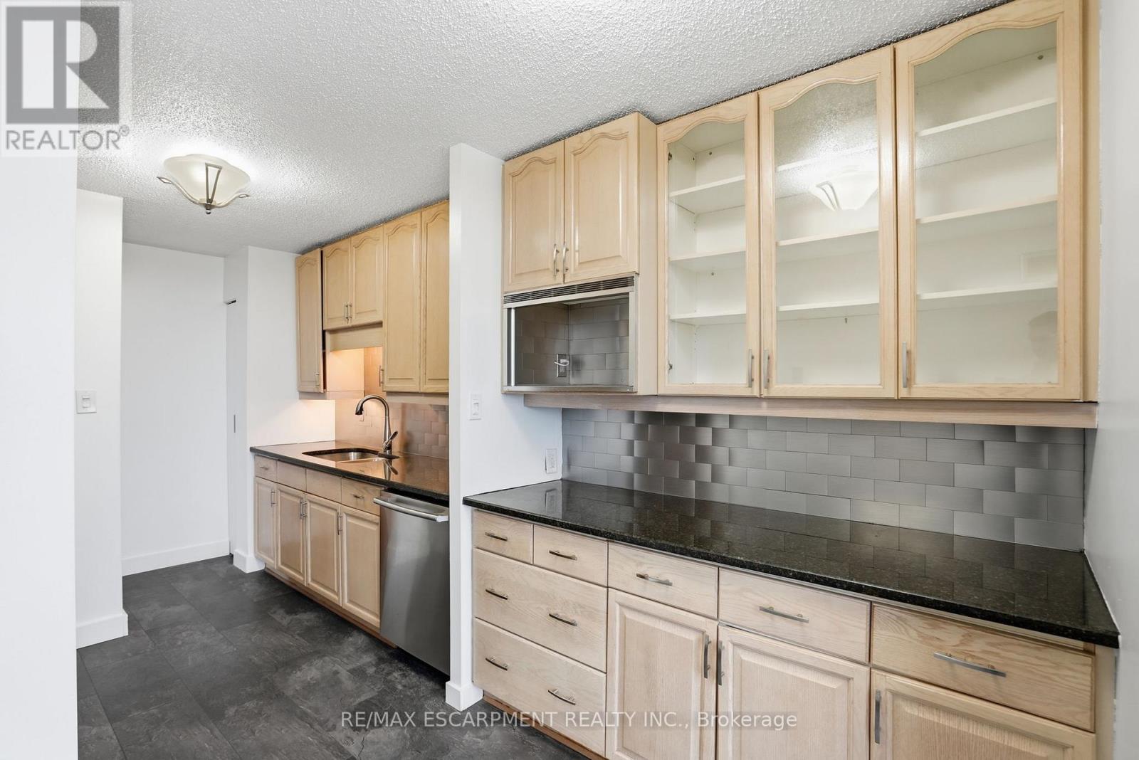 606 - 222 JACKSON STREET W, Hamilton (Durand), Ontario, L8P4S5 — Photo 17