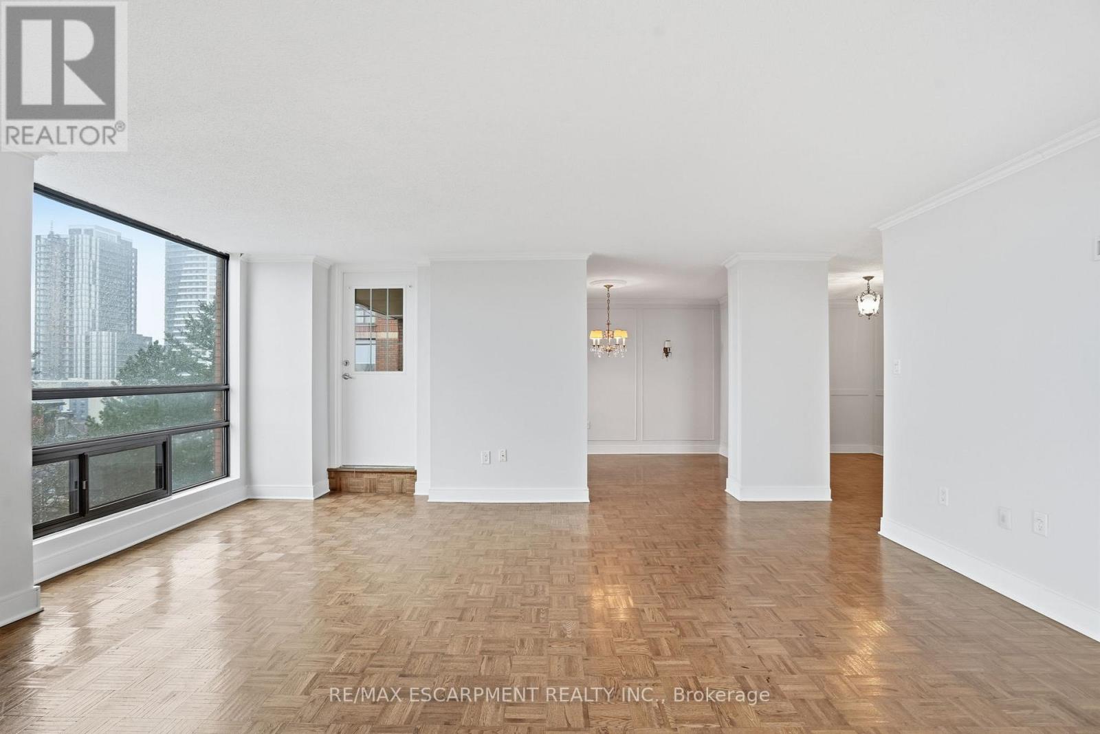 606 - 222 JACKSON STREET W, Hamilton (Durand), Ontario, L8P4S5 — Photo 9