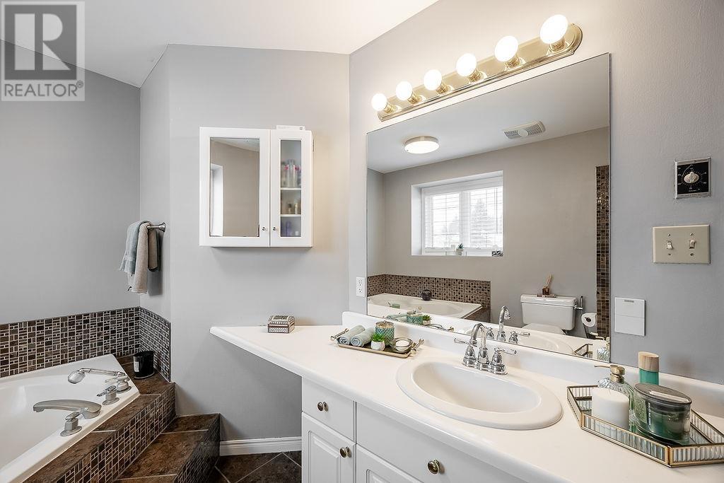 27 Plummer CT, Sault Ste. Marie, Ontario, P6B6E4 — Photo 24