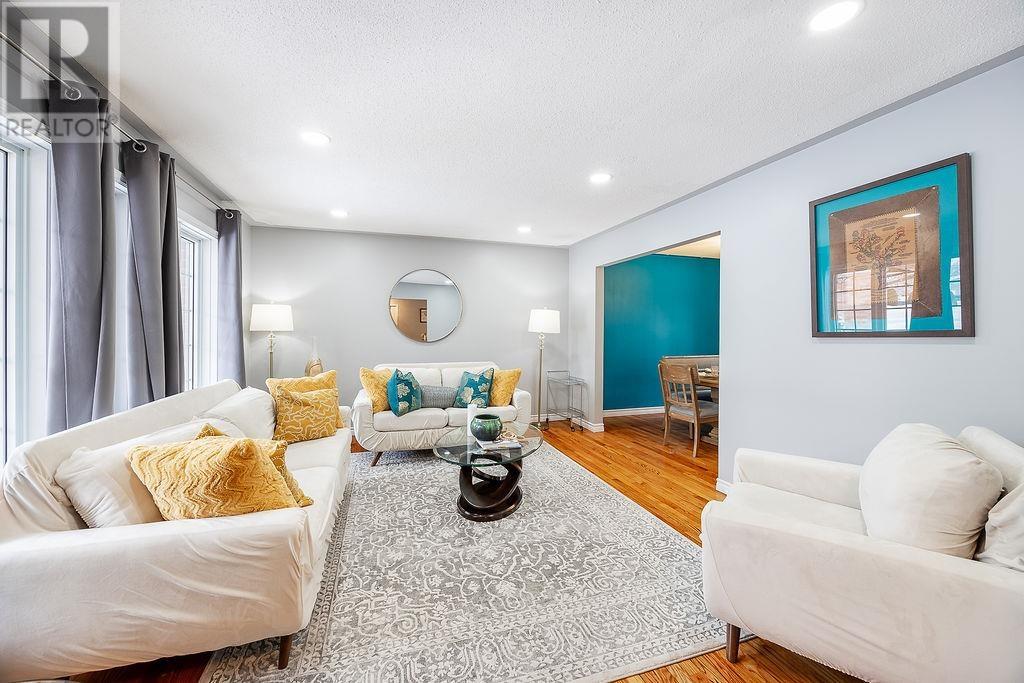 27 Plummer CT, Sault Ste. Marie, Ontario, P6B6E4 — Photo 8