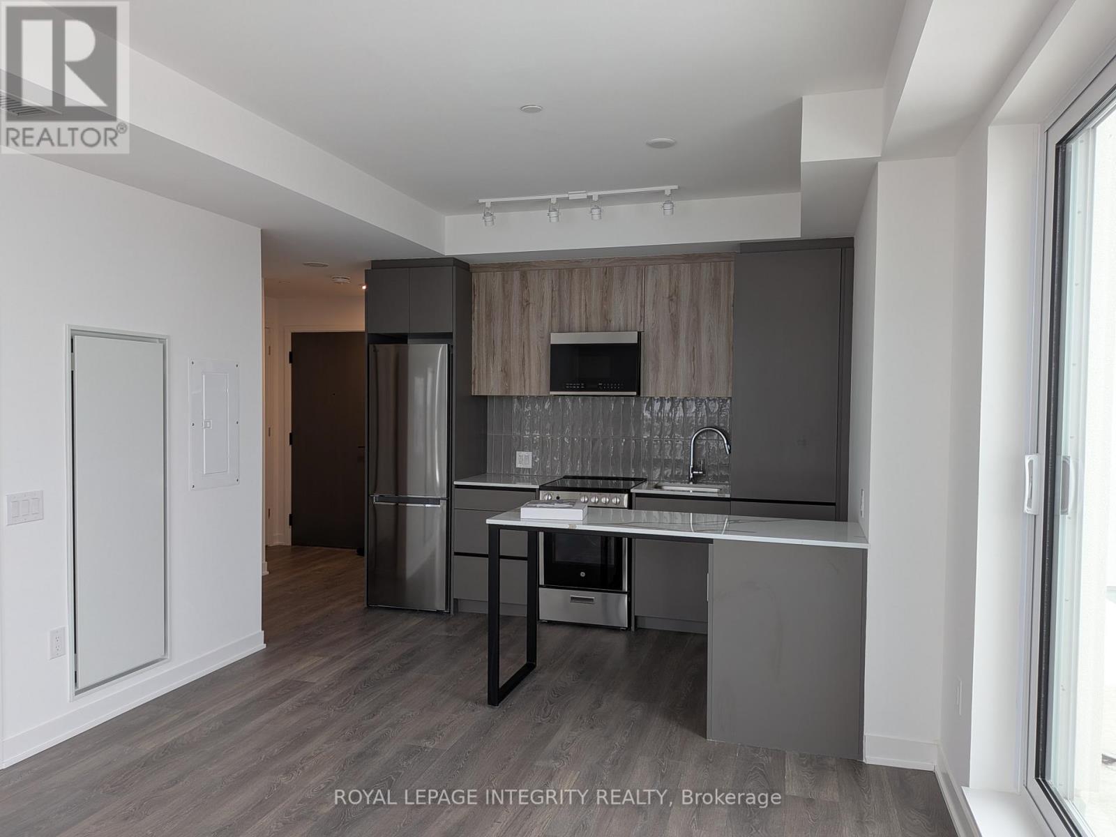 1405 - 10 ALL NATIONS DRIVE, Brampton (Northwest Brampton), Ontario, L7A5M5 — Photo 7