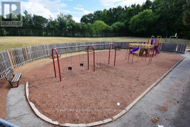 1703 - 10 SUNNY GLENWAY WAY, Toronto (Flemingdon Park), Ontario, M3C2Z3 — Photo 17