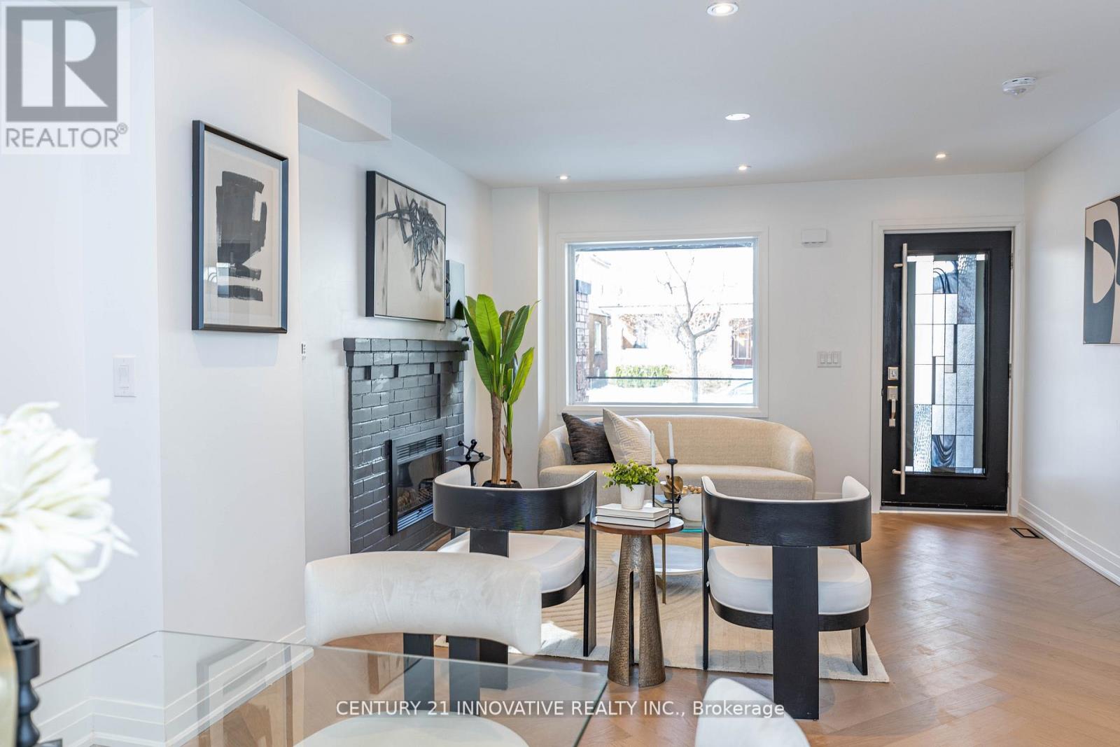 371 MILVERTON BOULEVARD, Toronto (Danforth Village-East York), Ontario, M4J1W1 — Photo 4