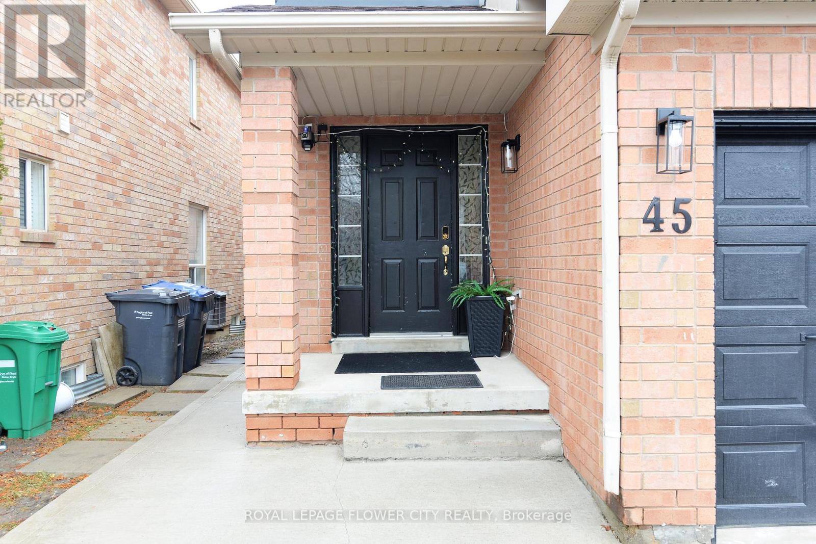 45 ROADMASTER LANE, Brampton (Fletcher's Meadow), Ontario, L7A3A7 — Photo 5
