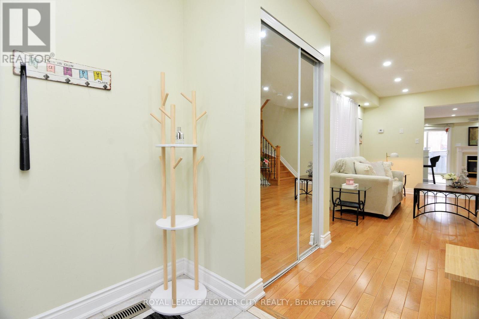 45 ROADMASTER LANE, Brampton (Fletcher's Meadow), Ontario, L7A3A7 — Photo 8