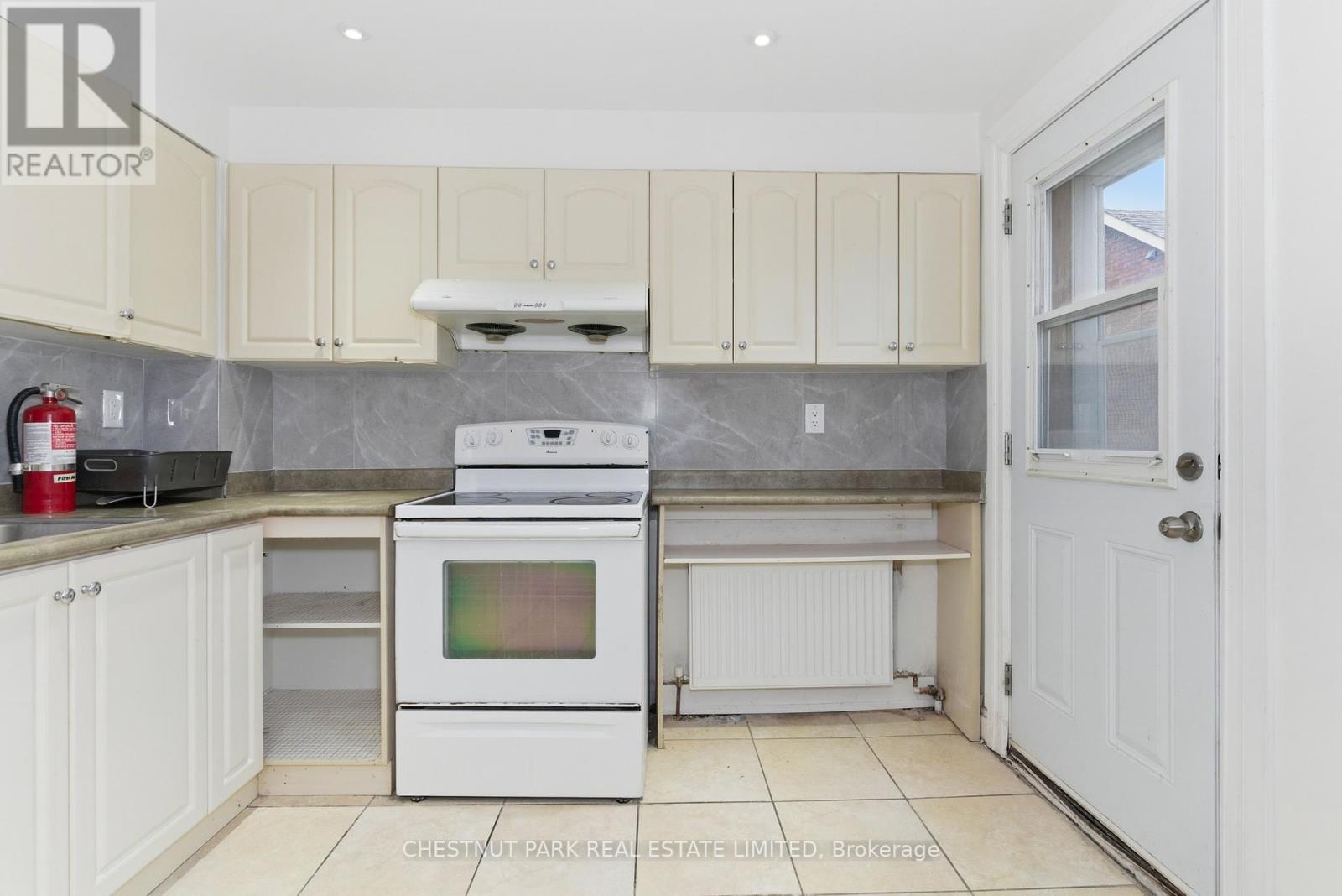 41 RONCESVALLES AVENUE, Toronto (Roncesvalles), Ontario, M6R2K4 — Photo 11