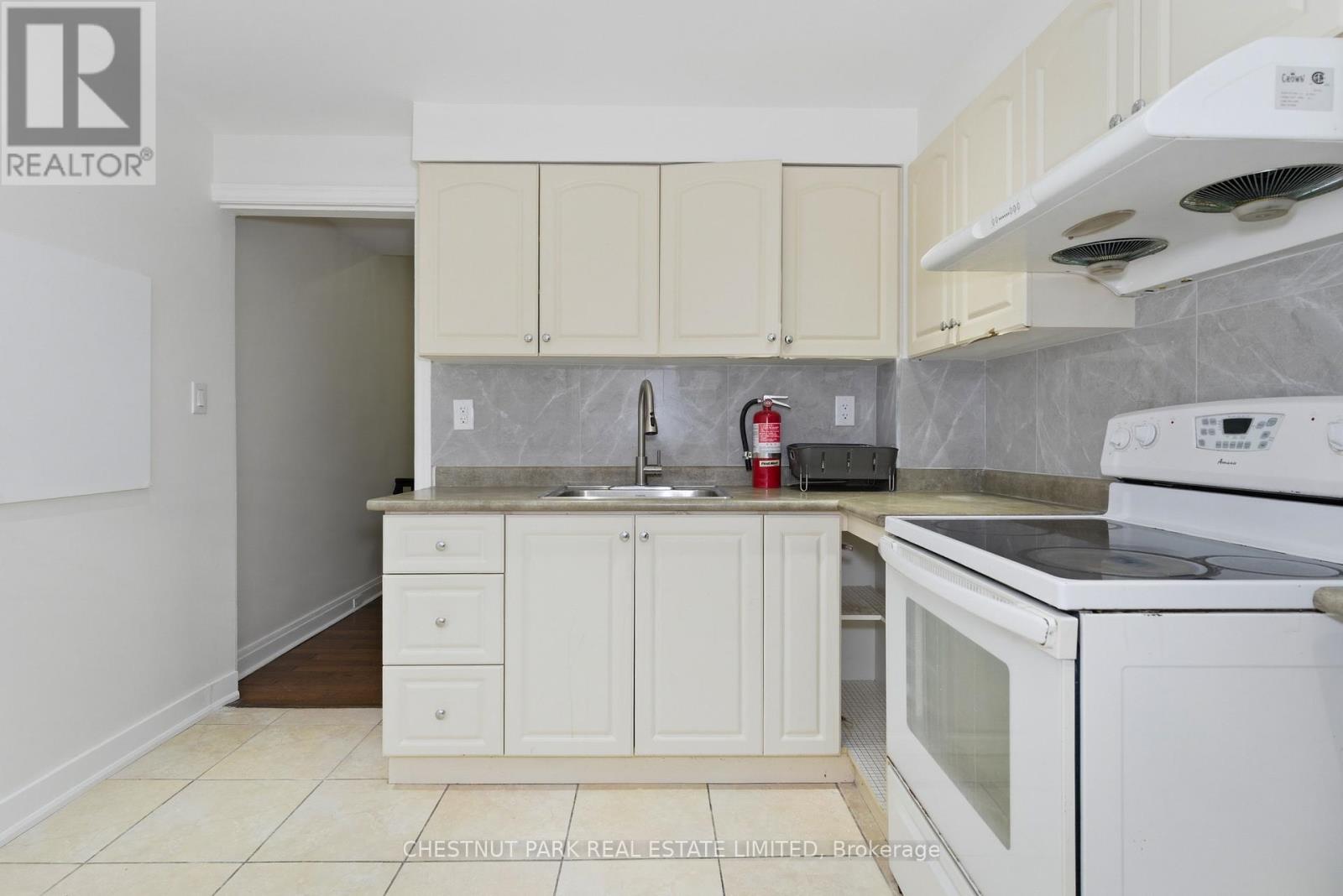 41 RONCESVALLES AVENUE, Toronto (Roncesvalles), Ontario, M6R2K4 — Photo 12