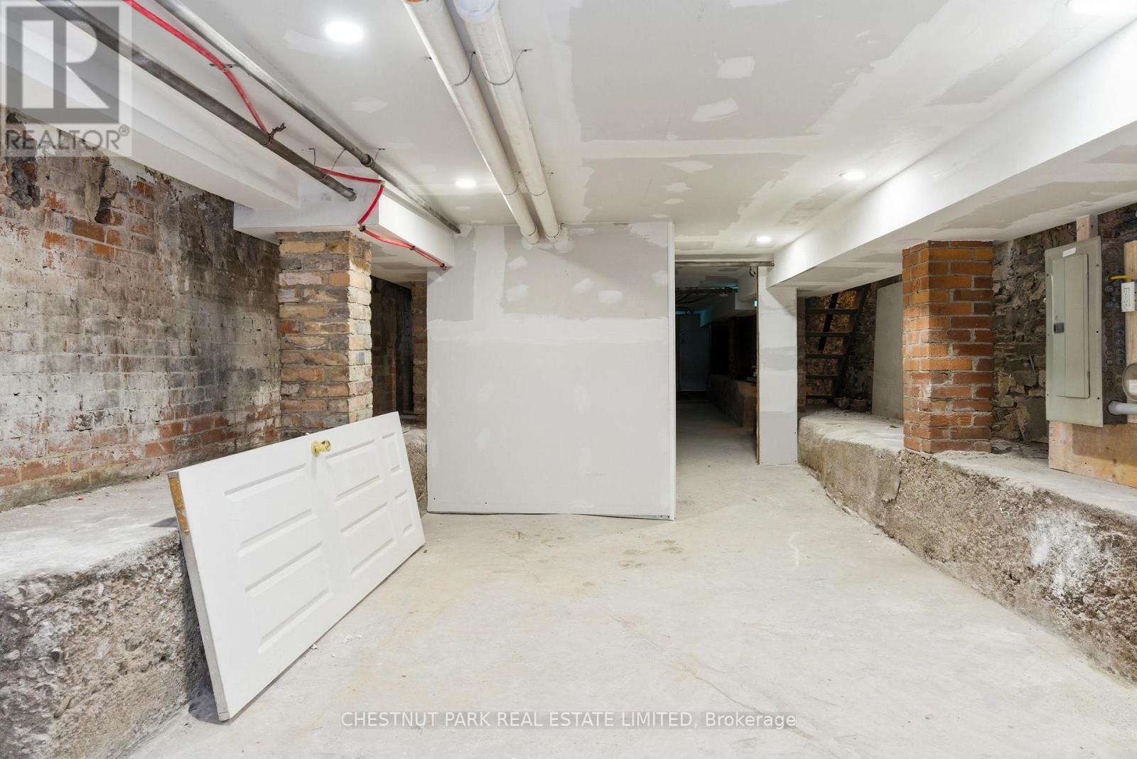 41 RONCESVALLES AVENUE, Toronto (Roncesvalles), Ontario, M6R2K4 — Photo 34