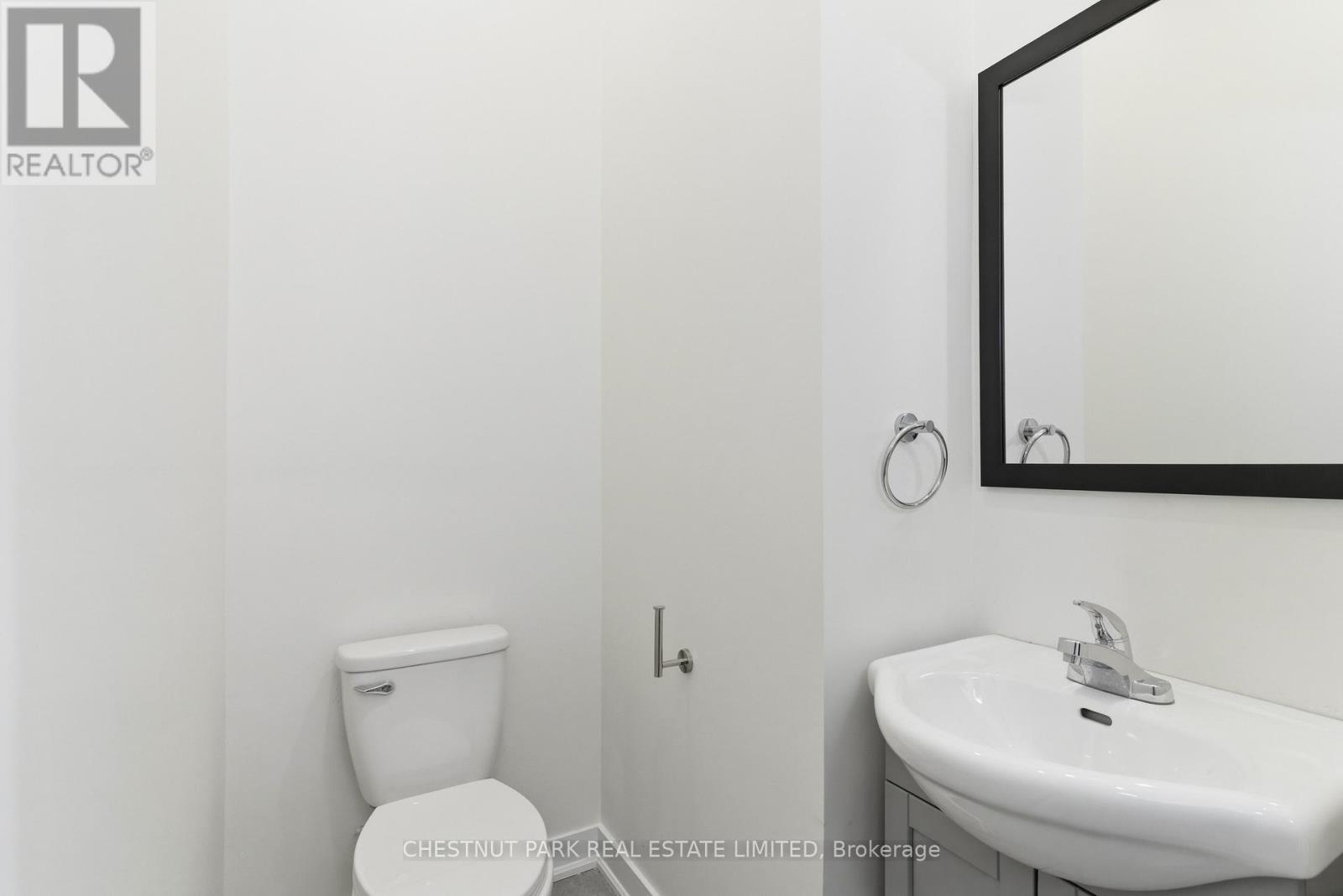 41 RONCESVALLES AVENUE, Toronto (Roncesvalles), Ontario, M6R2K4 — Photo 5