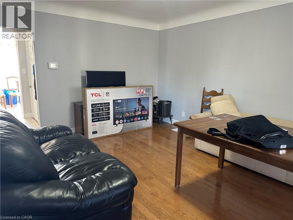 54 WEST 1ST Street, Hamilton, Ontario, L9C3C1 — Photo 10