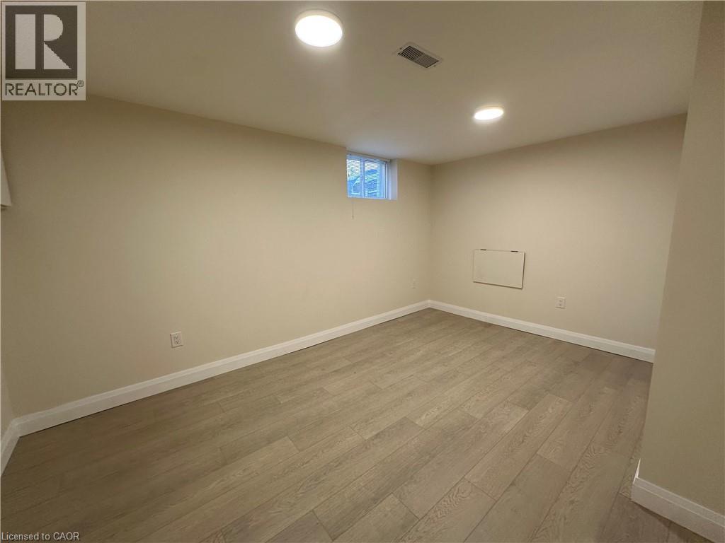 54 WEST 1ST Street, Hamilton, Ontario, L9C3C1 — Photo 6