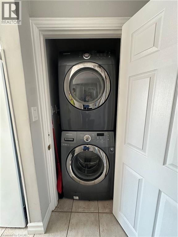 54 WEST 1ST Street, Hamilton, Ontario, L9C3C1 — Photo 8