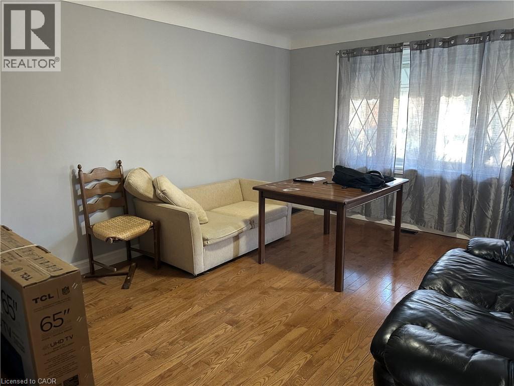 54 WEST 1ST Street, Hamilton, Ontario, L9C3C1 — Photo 9