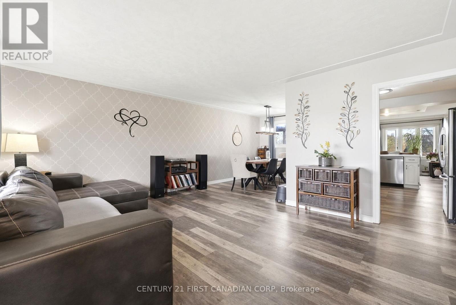 25 GLANWORTH AVENUE, St. Thomas, Ontario, N5R1E5 — Photo 5