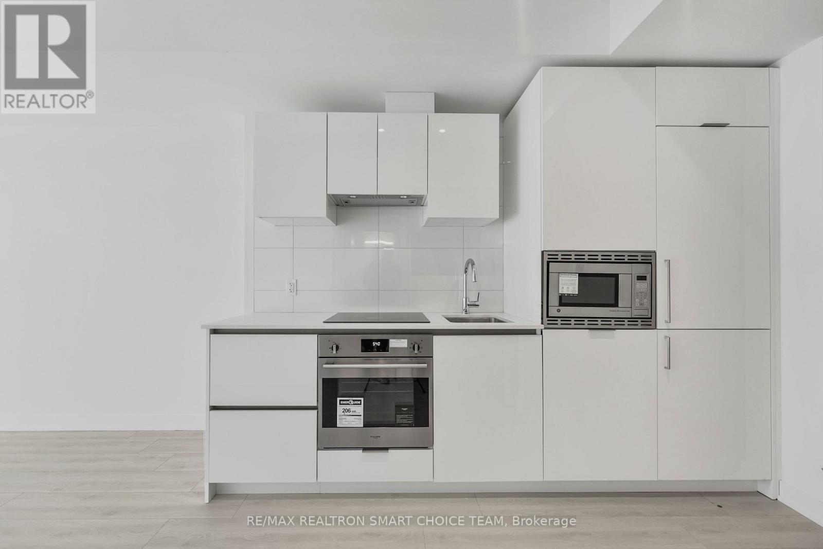 1816 - 230 SIMCOE STREET, Toronto (Kensington-Chinatown), Ontario, M5T0G7 — Photo 13