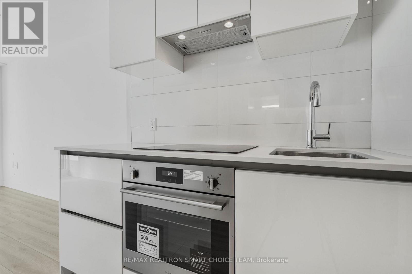 1816 - 230 SIMCOE STREET, Toronto (Kensington-Chinatown), Ontario, M5T0G7 — Photo 15