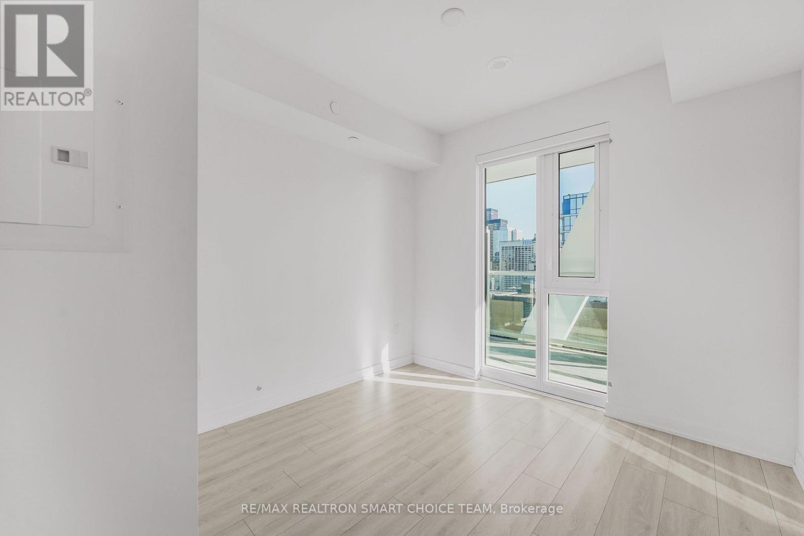 1816 - 230 SIMCOE STREET, Toronto (Kensington-Chinatown), Ontario, M5T0G7 — Photo 19