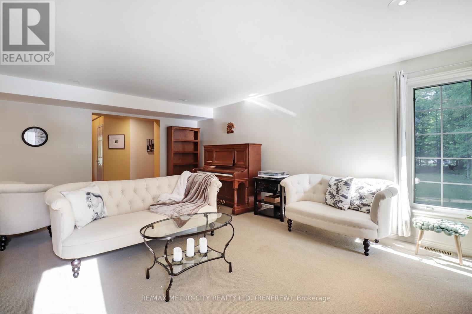 2069 HIGHWAY 132 HIGHWAY, Admaston/Bromley, Ontario, K7V3Z7 — Photo 4